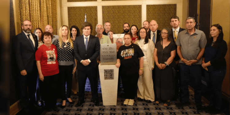 Milei se reunió con familiares de víctimas secuestradas por Hamas