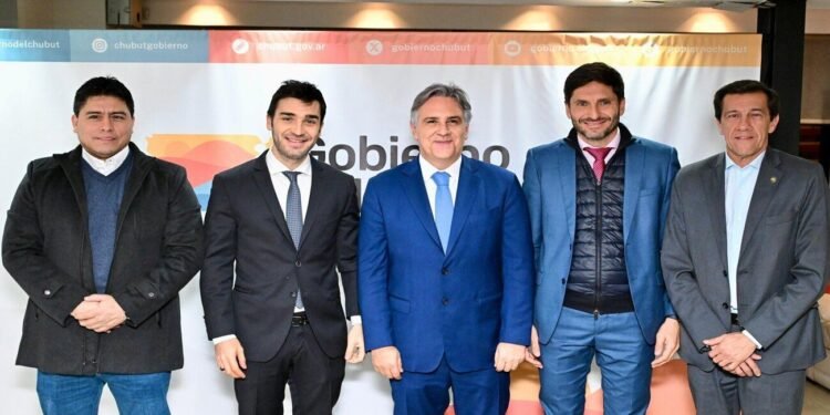 La Casa Rosada monitorea el nuevo frente electoral de gobernadores y planea confrontarlos