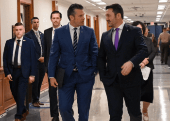 Argentina y Estados Unidos firmaron un acuerdo estratégico para modernizar las Fuerzas Armadas