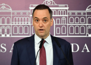 El Gobierno anunció que analiza aplicar un aumento en las prestaciones a personas con discapacidad