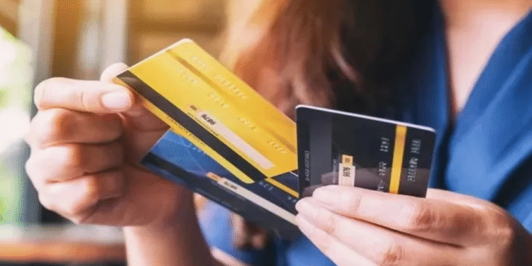 Crece la morosidad en tarjetas y préstamos personales por el encarecimiento del crédito