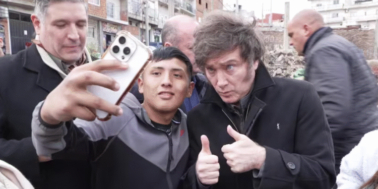 Milei encabezará el lunes próximo el acto partidario en Junín que había suspendido por las lluvias