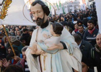 La Iglesia convocó a la celebración de San Cayetano y pidió priorizar el empleo en los planes económicos