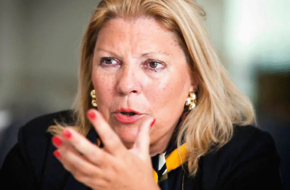 Carrió y la Coalición Cívica pidieron el juicio político del juez que censuró los audios de Karina Milei