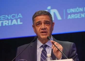 La Ciudad desdoblaría las elecciones para votar a principios de julio y enviaría un proyecto para suspender las PASO