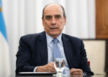 El Gobierno insiste con eliminar las PASO y no suspenderlas