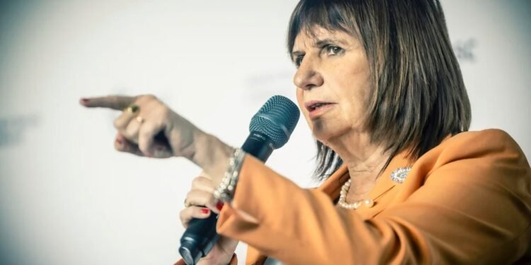 Patricia Bullrich escaló su ofensiva contra sus ex socios de Juntos por el Cambio y realimentó la polémica