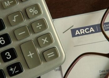 Arrancó el nuevo régimen de ARCA para los tickets y facturas emitidos por grandes empresas: discrimina el IVA