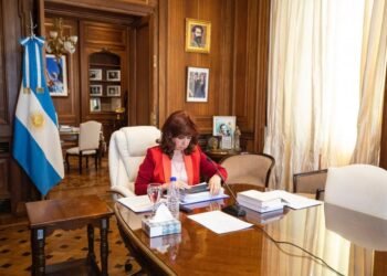 Causa Vialidad: presentan un recurso para que la Corte revise y amplíe la condena de Cristina Kirchner