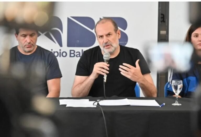 El intendente de Bahía Blanca envió sus condolencias a los familiares de los fallecidos por el temporal El intendente de Bahía Blanca envió sus condolencias a los familiares de los fallecidos por el temporal