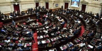 En un marco de armonía política, Diputados le rindió un sentido homenaje al Papa Francisco