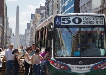 La UTA no adherirá al paro de la CGT, pero el resto de los gremios del transporte ratificó su participación
