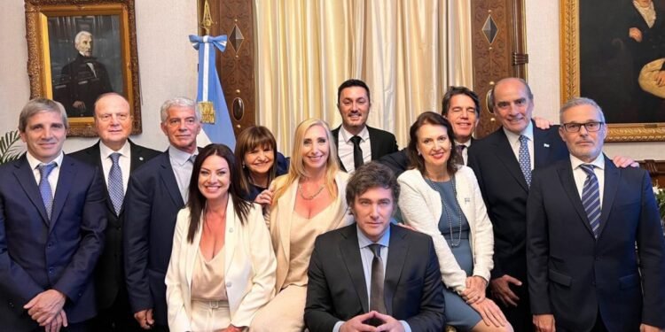 El Gobierno redujo el empleo público en casi un 10%: 48.000 puestos menos desde diciembre