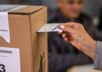 Triunfos oficialistas, avance libertario y retroceso del peronismo en las elecciones provinciales