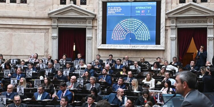 El Gobierno inicia en Diputados el debate para avanzar en una reforma previsional estructural