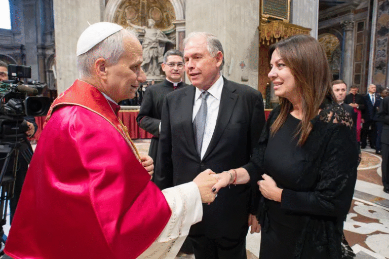 El Papa León XIV recibió a Werthein y Pettovello y anticipó un próximo encuentro con Javier Milei
