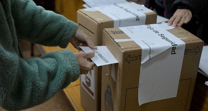 Elecciones del domingo: Insfrán se afianza en Formosa, Pullaro domina en Santa Fe y Monteverde revoluciona Rosario