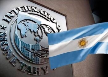 El Gobierno acordó con el FMI postergar la revisión de metas y tendrá más tiempo para sumar reservas