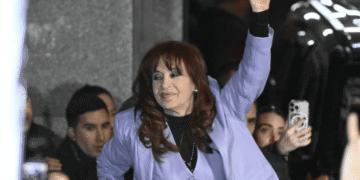 Cristina Kirchner pidió prisión domiciliaria y solicitó no usar tobillera electrónica