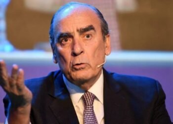 Francos responde a Cristina Kirchner: “Desde prisión no tiene todos los datos, la economía creció”