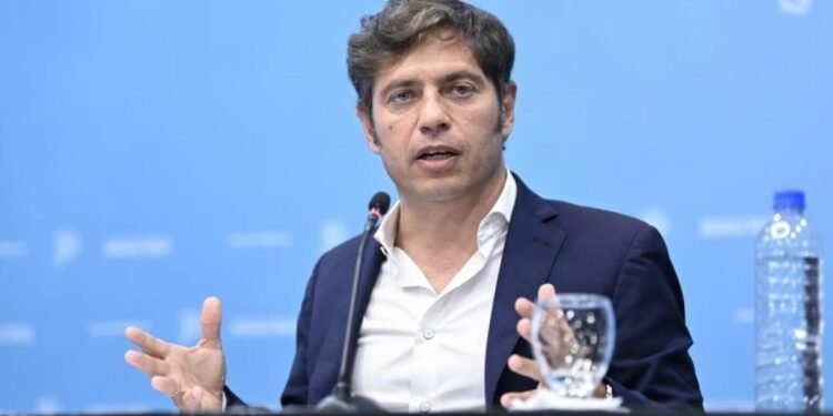 Kicillof pidió unidad en el PJ y cargó contra el “autoritarismo” de Milei