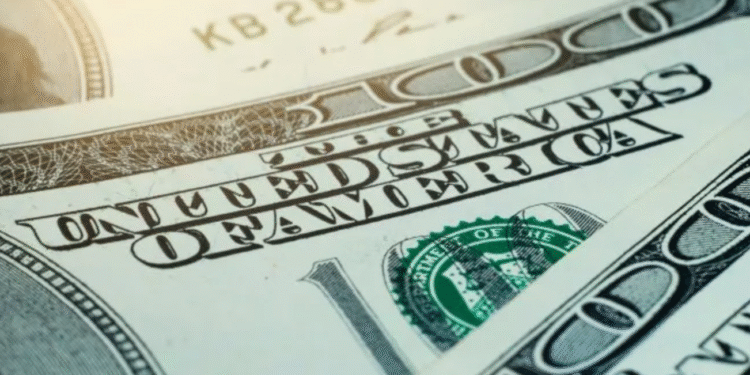 El dólar oficial se acerca a los $1.300 pese a la intervención y la política de tasas