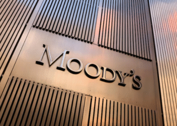 Moody’s mejoró la calificación de ocho empresas argentinas tras el alza en la nota soberana