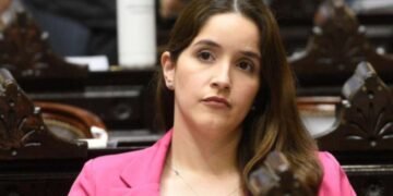 Diputada Rocío Bonacci sufrió un fuerte accidente en la ruta 9 rumbo al Congreso