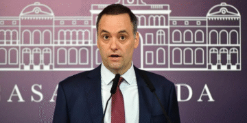 El Gobierno anunció que analiza aplicar un aumento en las prestaciones a personas con discapacidad