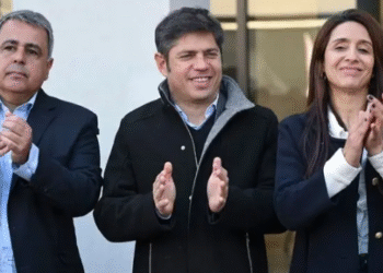 Kicillof cuestionó la política económica nacional y advirtió sobre el aumento de familias que no llegan a fin de mes