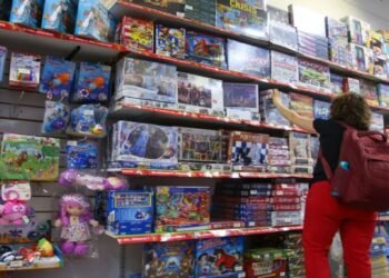Las ventas de juguetes por el Día del Niño caen 5,2 %, a pesar del fuerte impulso del comercio electrónico