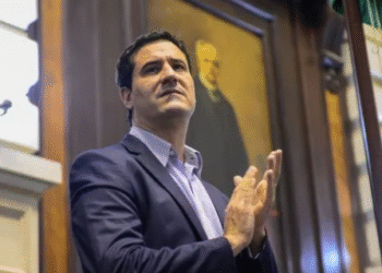 Un senador radical propone sancionar a los candidatos testimoniales e inhabilitarlos por diez años