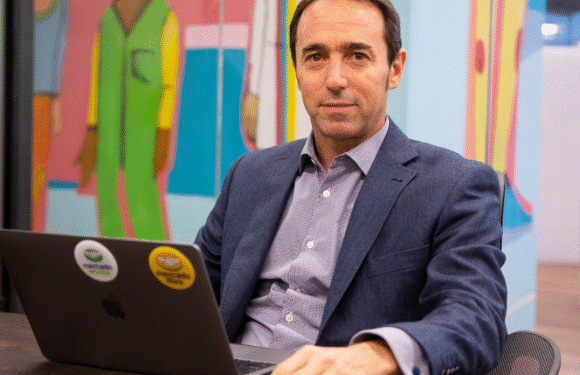 MercadoPago le puso un cepo temporal a la venta de dólares tras la derrota de LLA