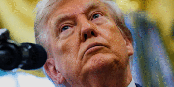 Venezuela: Donald Trump anunció que fuerzas militares destruyeron un barco cargado de drogas