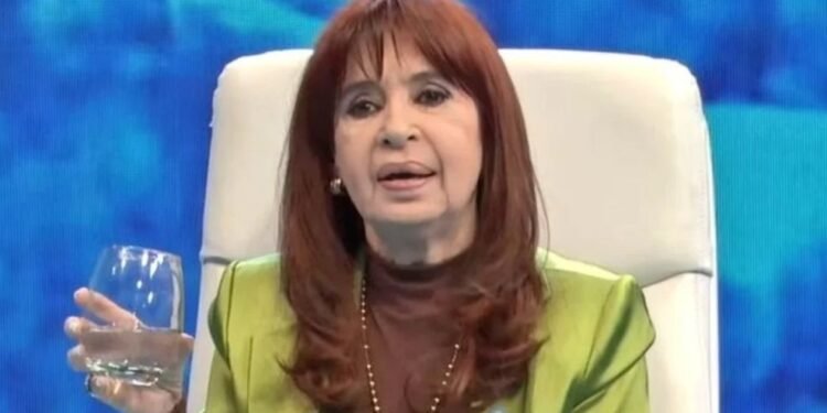 La Fiscalía Electoral solicitó la exclusión de Cristina Kirchner del padrón electoral