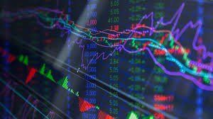Tensión en los mercados: bonos y acciones caen, riesgo país se dispara y el dólar marca récords