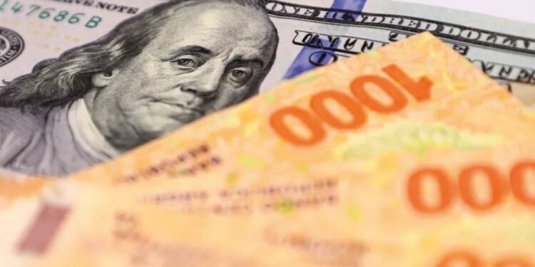 La tensión financiera por la suba del dólar comienza a generar efectos palpables en la economía real